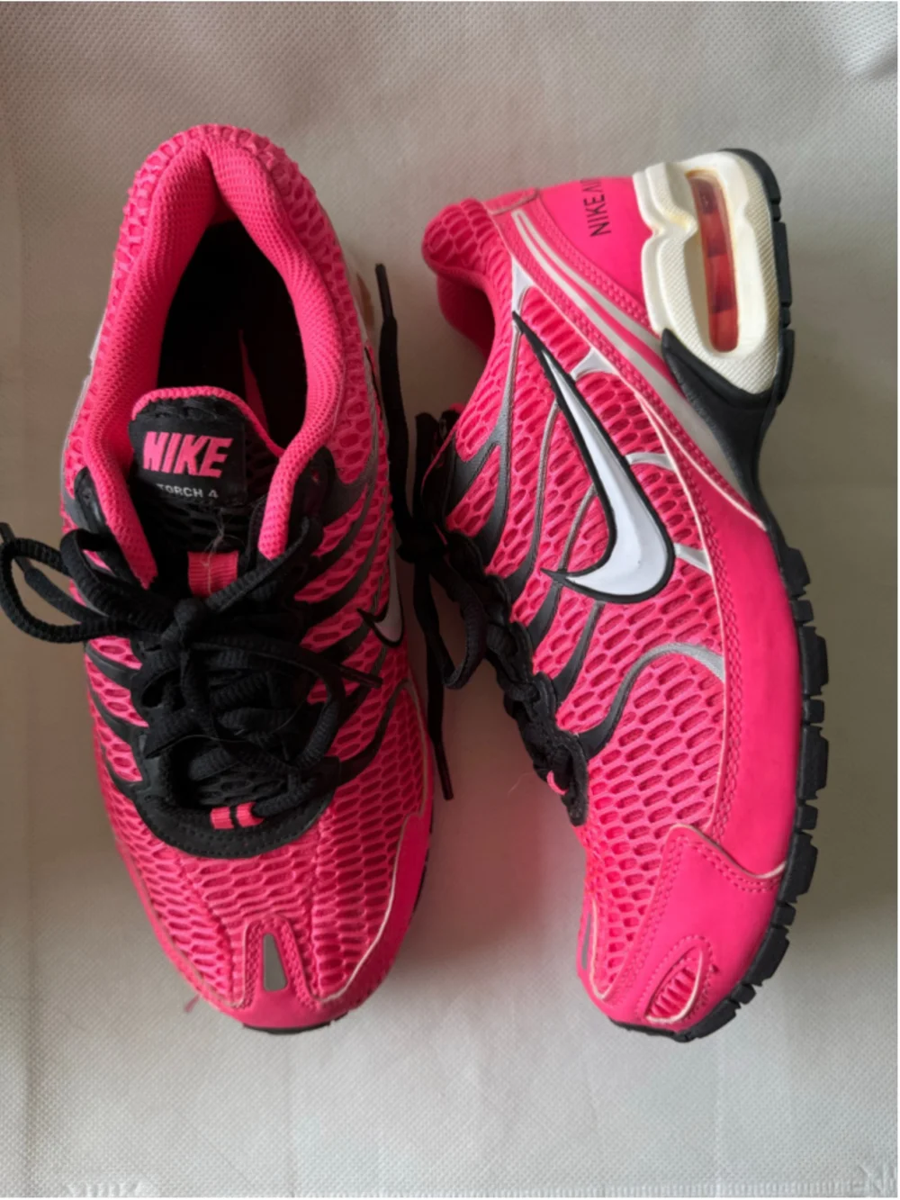 Womens Nike Air Max Torch 4 Size 6.5 Running Sneakers Shoes Digital Pink Black